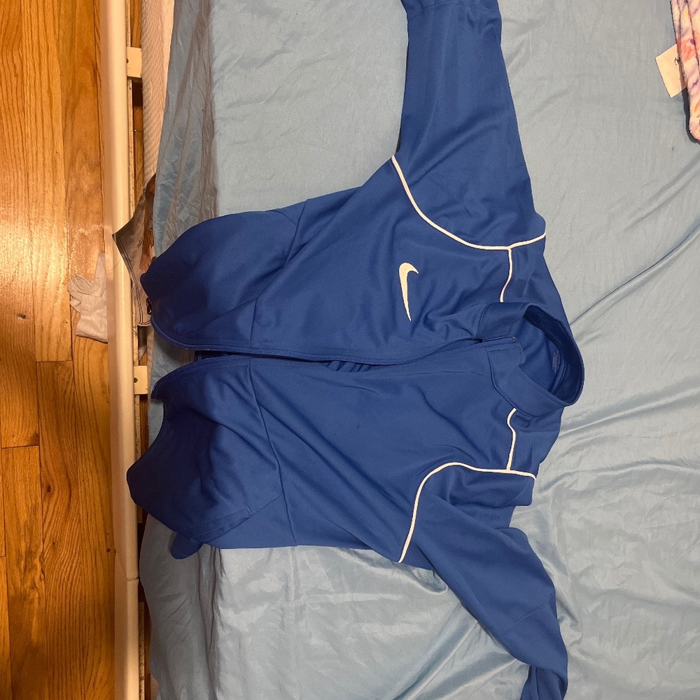 Nike sweater